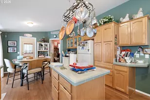 2512 Maia Loop, Springfield, OR 97477 - Photo 18