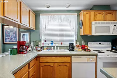 2512 Maia Loop, Springfield, OR 97477 - Photo 16