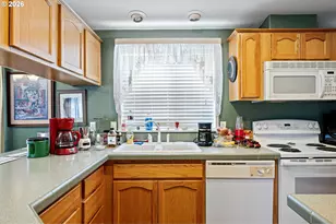 2512 Maia Loop, Springfield, OR 97477 - Photo 16