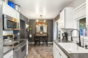 4825 SE Brookside Dr, Milwaukie, OR 97222 - Photo 4