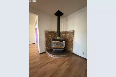 845 W Rose St, Lebanon, OR 97355 - Photo 8