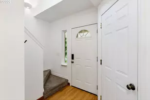 808 9th St, Hood River, OR 97031 - Photo 14
