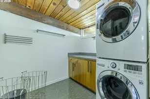 2889 Van Ave, Eugene, OR 97401 - Photo 24