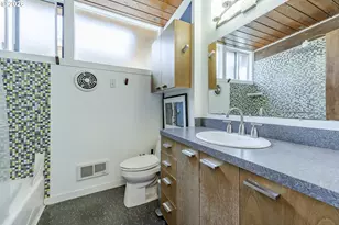 2889 Van Ave, Eugene, OR 97401 - Photo 30