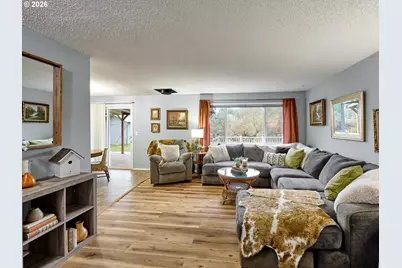 750 NE 5th St, Willamina, OR 97396 - Photo 6