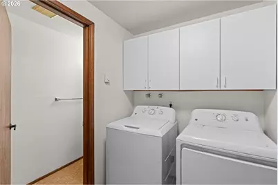 3616 Wilshire Ln, Eugene, OR 97405 - Photo 26