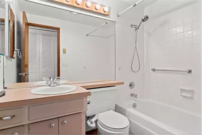 3616 Wilshire Ln, Eugene, OR 97405 - Photo 14