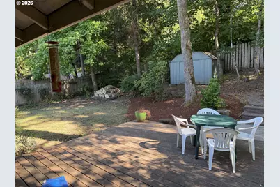 3616 Wilshire Ln, Eugene, OR 97405 - Photo 14
