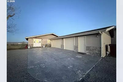 3647 SW Highway 97, Madras, OR 97741 - Photo 20