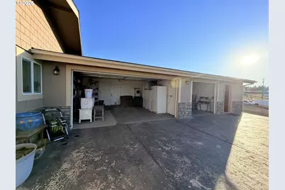 3647 SW Highway 97, Madras, OR 97741 - Photo 18