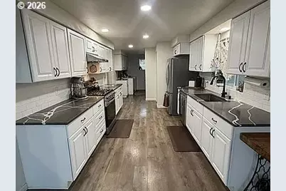 3647 SW Highway 97, Madras, OR 97741 - Photo 2