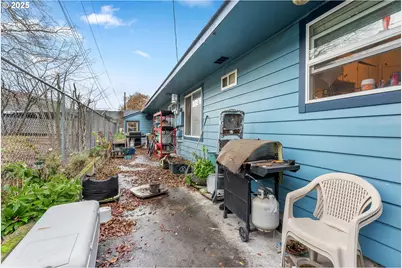 1008 Snipes St, The Dalles, OR 97058 - Photo 6