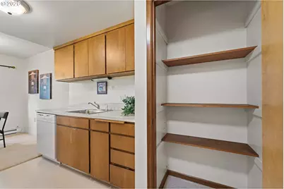 11490 SW Crown Dr #2, King City, OR 97224 - Photo 18