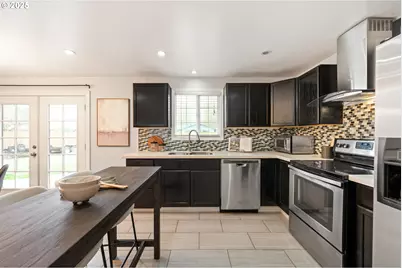 1948 NE Sunrise Ln, Hillsboro, OR 97124 - Photo 10