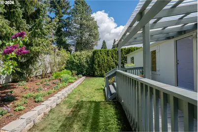 8851 SE Shadow Brook Ct SP #85, Clackamas, OR 97015 - Photo 32