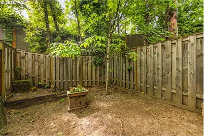 5005 SW View Point Ter, Portland, OR 97239 - Photo 22