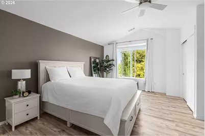 5005 SW View Point Ter, Portland, OR 97239 - Photo 12