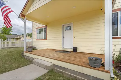 245 NE Balm St, Sheridan, OR 97378 - Photo 6