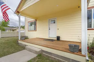 245 NE Balm St, Sheridan, OR 97378 - Photo 6