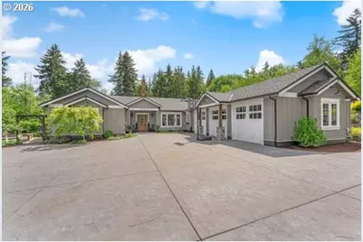 17847 S Hidden Lake Dr, Oregon City, OR 97045 - Photo 2