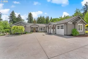 17847 S Hidden Lake Dr, Oregon City, OR 97045 - Photo 2