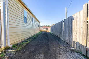 1360 2nd Ave, Sweet Home, OR 97386 - Photo 26