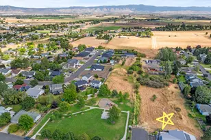 11800 Gemini, La Grande, OR 97850 - Photo 1