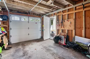 830 NE Cesar E Chavez Blvd, Portland, OR 97232 - Photo 40