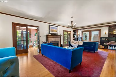 830 NE Cesar E Chavez Blvd, Portland, OR 97232 - Photo 14