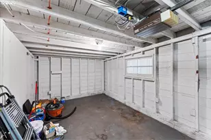 1960 Breyman St, Salem, OR 97301 - Photo 26