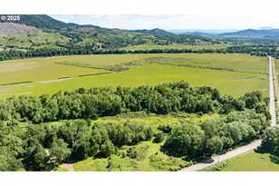 687 Hubbard Creek Rd, Umpqua, OR 97486 - Photo 28