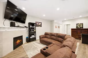 2211 SE 12th Ave, Canby, OR 97013 - Photo 10