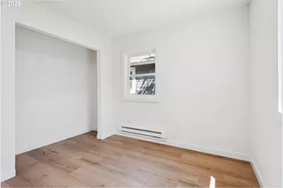 8806 NE Sacramento St, Portland, OR 97220 - Photo 20