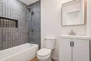 8806 NE Sacramento St, Portland, OR 97220 - Photo 28