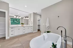 9228 SW 50th Ave, Portland, OR 97219 - Photo 22