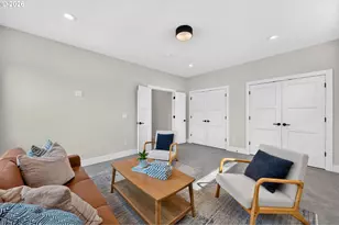 9228 SW 50th Ave, Portland, OR 97219 - Photo 28
