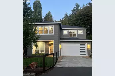 9228 SW 50th Ave, Portland, OR 97219 - Photo 2
