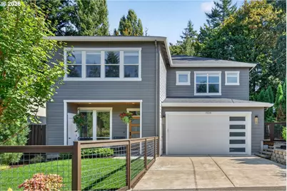 9228 SW 50th Ave, Portland, OR 97219 - Photo 1