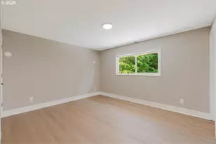 2706 SE Spruce St, Hillsboro, OR 97123 - Photo 8