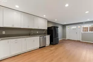 2706 SE Spruce St, Hillsboro, OR 97123 - Photo 18