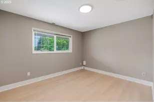 2706 SE Spruce St, Hillsboro, OR 97123 - Photo 12