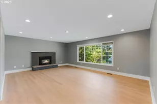 2706 SE Spruce St, Hillsboro, OR 97123 - Photo 8