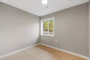 2706 SE Spruce St, Hillsboro, OR 97123 - Photo 24