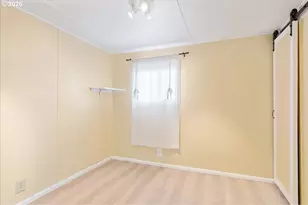 1418 Pine St, Silverton, OR 97381 - Photo 24