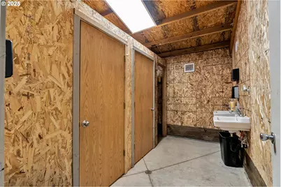 6560 SW Rood Bridge Rd, Hillsboro, OR 97123 - Photo 42