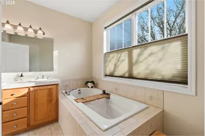 2442 NW Burnett St, Portland, OR 97229 - Photo 20