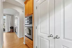 2442 NW Burnett St, Portland, OR 97229 - Photo 14