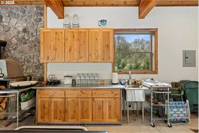 4696 Cow Creek Rd, Riddle, OR 97469 - Photo 24