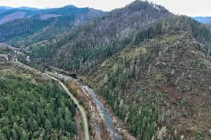 4696 Cow Creek Rd, Riddle, OR 97469 - Photo 38