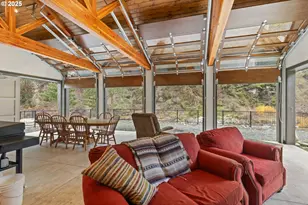 4696 Cow Creek Rd, Riddle, OR 97469 - Photo 22